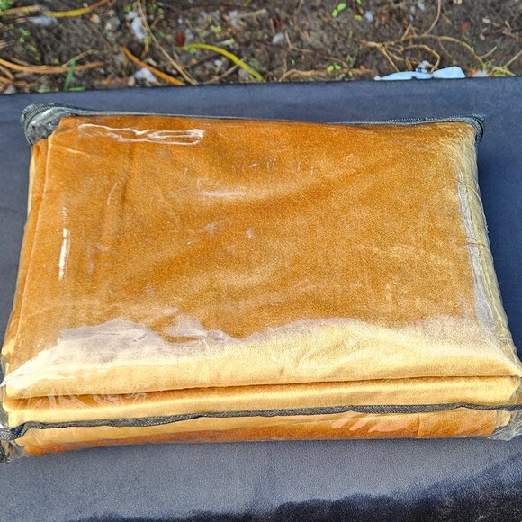Gold Velvet Drapes with Grommets NEW, never used - Picture 3 of 4